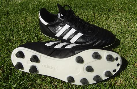 adidas copa mundial problems.